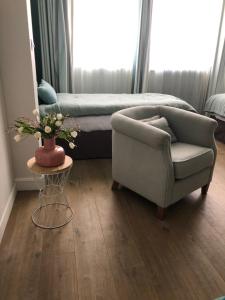 Hotels Hotel Les Embruns : photos des chambres