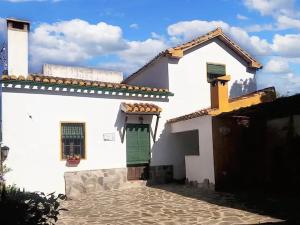 Exceptional villa with pool in Villanueva del Trabuco