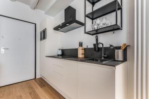 Milano Via Cagnola Arco della Pace 4PAX-WIFI