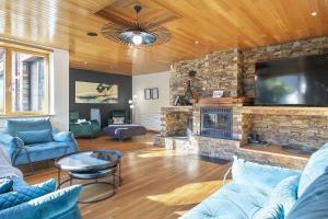 Luderna - Casa con jardín Montcorbison