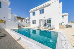 Green Bay Villa 14