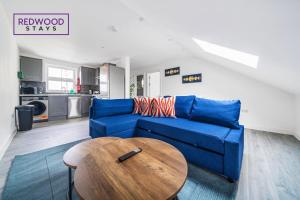 Centrally Located Serviced Apartments in Aldershot Town Centre, Free WiFi By Redwood Stays