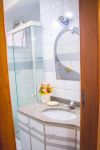 2 Quartos com Elevador, Varanda e Garagem na praia de Guarapari