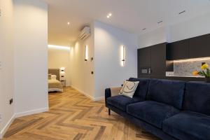 Las Canteras Beach Folks