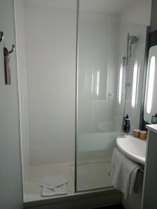 Hotels ibis Orange Centre : Chambre Standard 2 Lits Simples