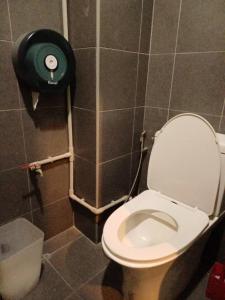 Amsterdamned (อัมสเตอร์ดัมด์)