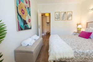 beachome4u4 Carcavelos beach