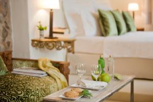 Double Room with Direct Access to the Garden room in Hotel & Restaurant Jardi D'Artà