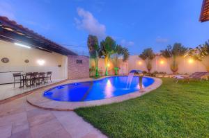 Casa Incrível na Praia de Tabuba by Carpediem