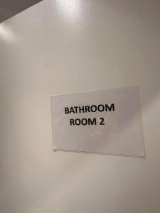 Piccadilly Circus 15minutes away