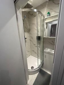 London Waterloo Moments away