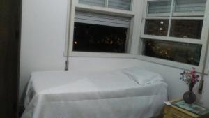 QUARTO PRIVADO COM INTERNETE PRÓXIMO A UFGS