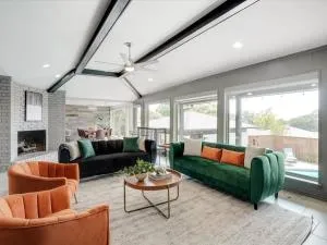 The Alamo Abode - Lake View Pool Newly Renovated - Rowlett