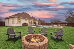 Southern Living At Its Best - Pool BBQ Hammock - Ваксахачи