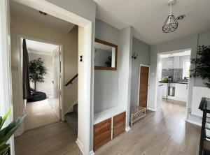 Perfect for workers, WiFi, Parking, Central location
