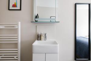 Borough High Street Rooms