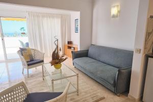 Lovely Apartment in San Agustín: Steps Away from Playa Del Inglés and Maspalomas!