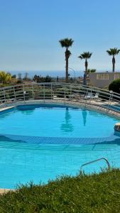 Peyia Paradise Apt - 3hvězdičkové hotely ve městě Pegeia