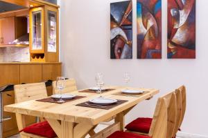 Big spacious apartment in the heart of the city!