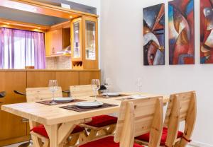 Big spacious apartment in the heart of the city!