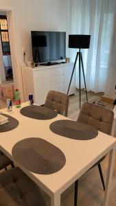 Modernes 60m2 Apartment mit Gartenblick - Hundefreundlich nähe Westbahnhof T5