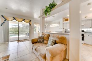 Kissimmee Home with Pool and Pond View, 5 Mi to Disney