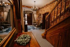 Stary Młyn w Brzeźnicy - Chocicz