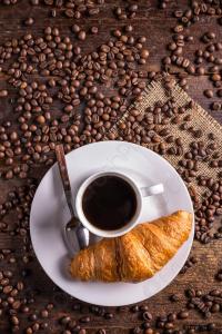 LA NASSA SUITES & ROOMS