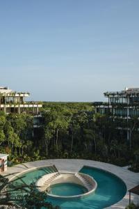 Luxury Loft with Pools, Gym, Rooftop and Panoramic Jungle Views