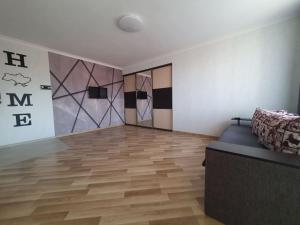 Apartment na Shashkevicha 16