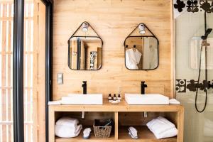 Hotels Loire Valley Lodges - Hotel : photos des chambres