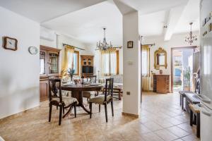 Skopelos port view home