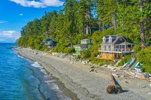 Half Shell, Unit 2 - Point Roberts