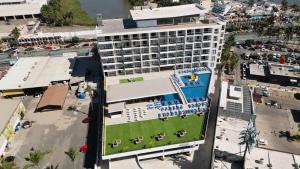 HIGH GARDEN GRAND HOTEL