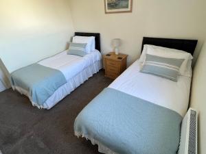 Lovely 2 Bedroom flat moments from Fistral Newquay