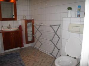 2 bedroom luxury apartment seafront, free pick up!