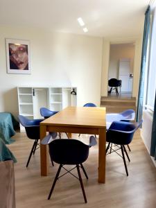 4 Rooms, free Parking, 25 min to Düsseldorf, 100 Mbps WLAN