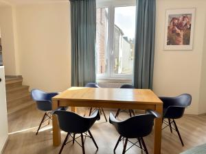 4 Rooms, free Parking, 25 min to Düsseldorf, 100 Mbps WLAN