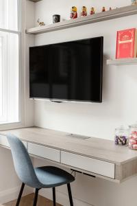 Modern Apartment & Rooms at Charing Cross