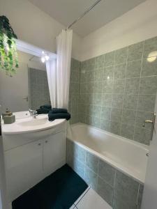 Villa Tia - Appartement 2 chambres - piscine - bord de lac