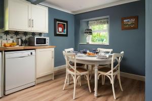 Wood Cottage