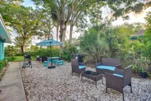 Largo Vacation Rental 5 Mi to Clearwater Beach! - Belleair