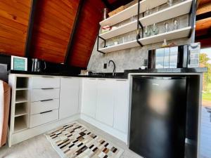 Refúgio Romântico com Jacuzzi na Natureza a 10 min da Praia