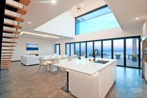 Great Bay Views Infinity Pool BBQ Walk to Beach