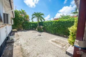 Beachy Cottage I Kitchen I Wi-Fi I Shaded Cabana I Parking
