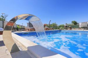 Family friendly house with a swimming pool Debeljak, Zadar - 21383