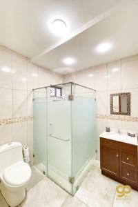 Spacious Downtown Stay 6 Blocks from Malecón