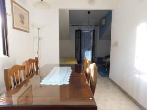 Apartments by the sea Pisak, Omis - 22946