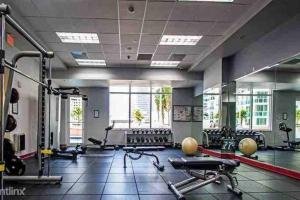 Beautiful 1 BED 1 BTH • Brickell