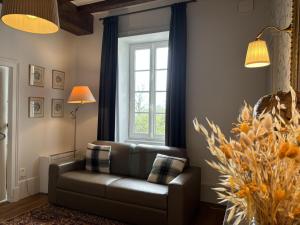 Maisons de vacances Gite Deux-Chaises, 6 pieces, 10 personnes - FR-1-489-126 : photos des chambres